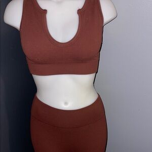 Women's Brown leggings and top